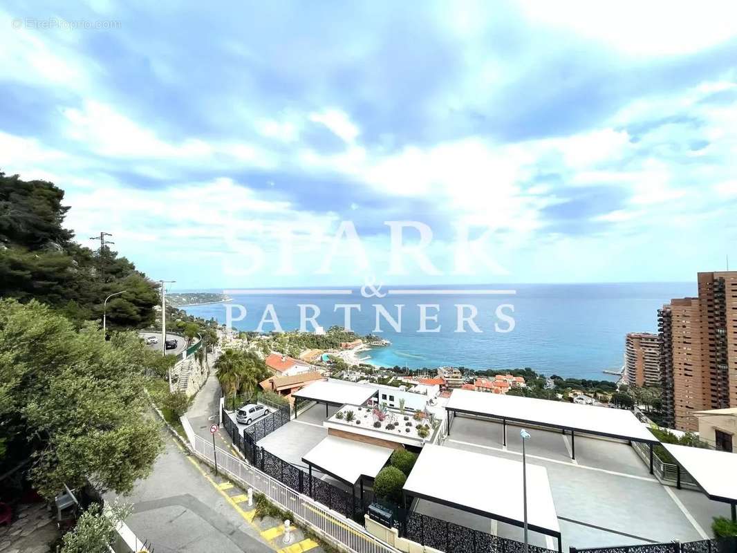 Appartement à ROQUEBRUNE-CAP-MARTIN