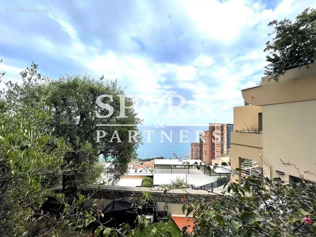 Appartement à ROQUEBRUNE-CAP-MARTIN