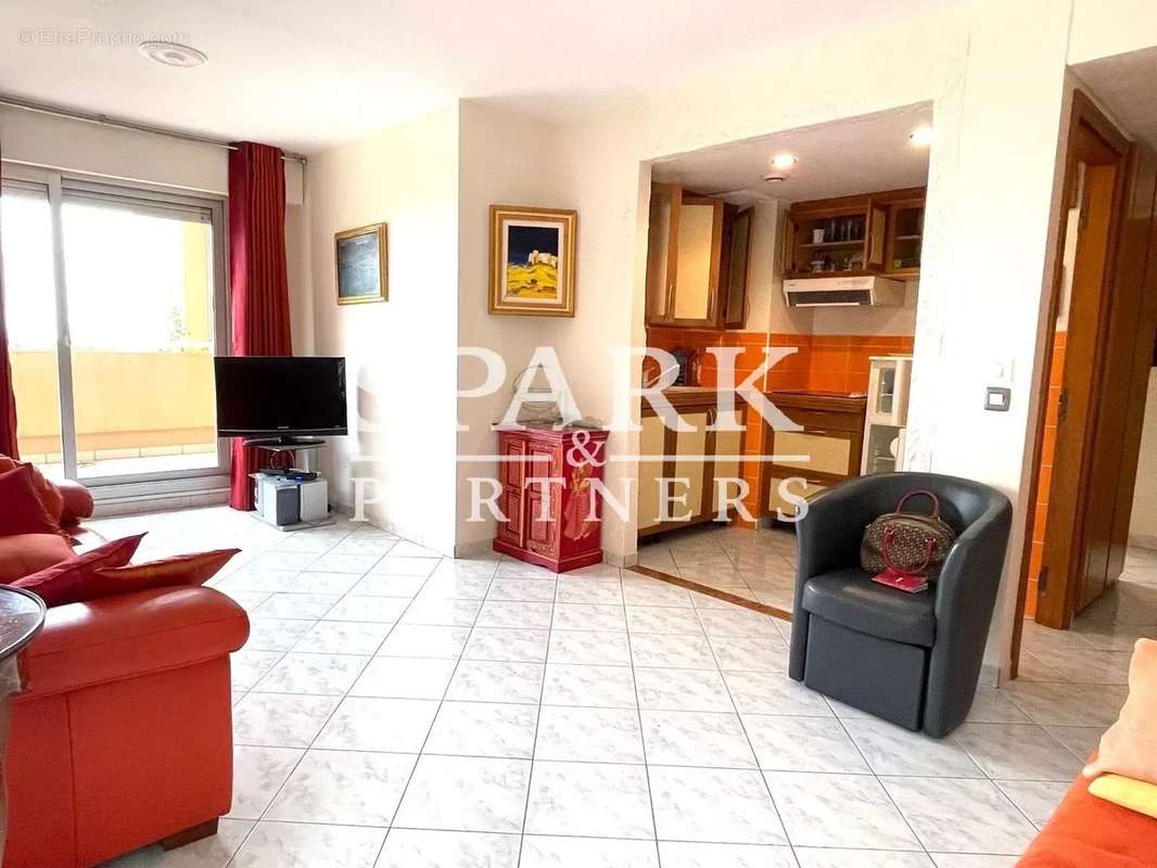 Appartement à ROQUEBRUNE-CAP-MARTIN