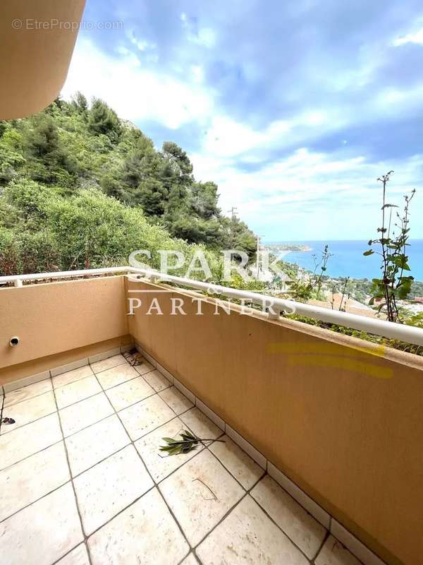 Appartement à ROQUEBRUNE-CAP-MARTIN