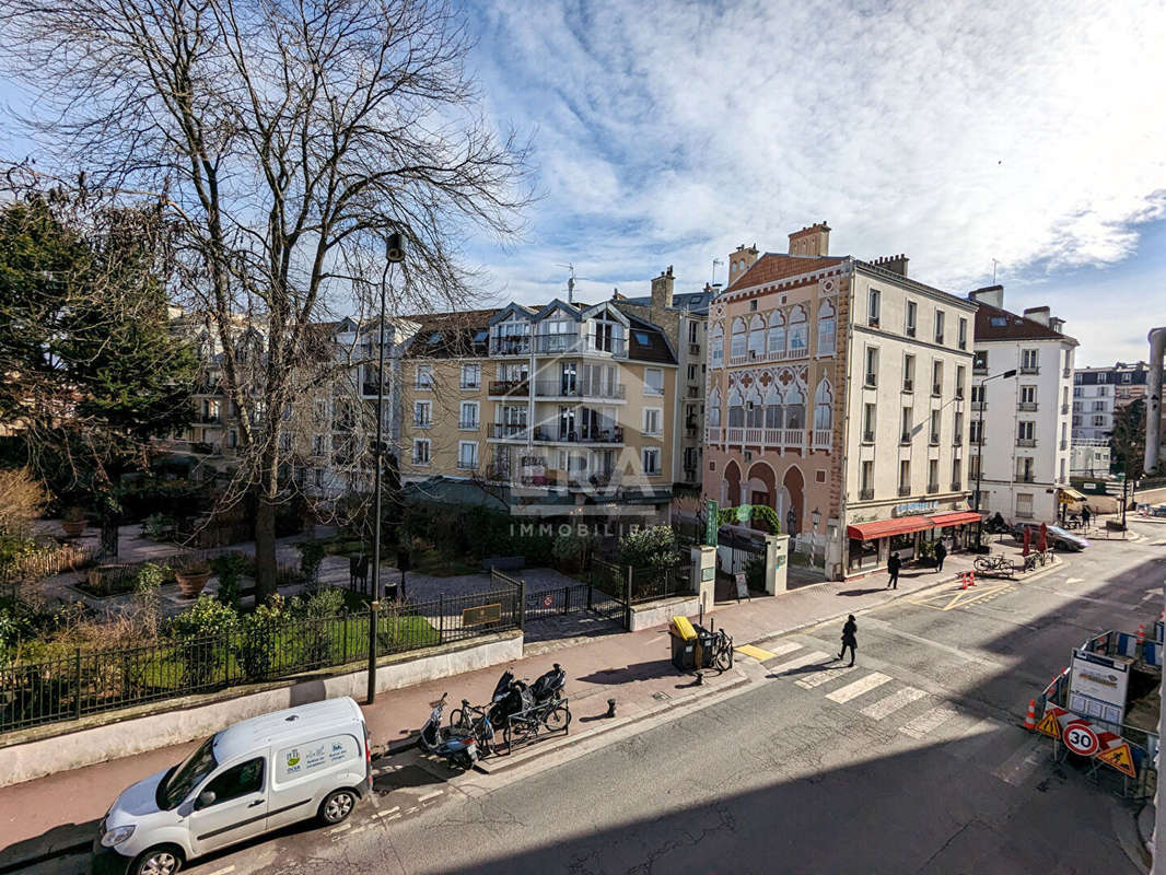 Appartement à NEUILLY-SUR-SEINE