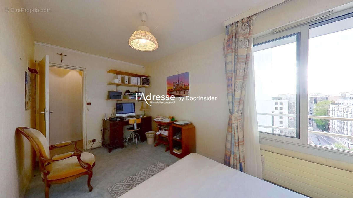 Appartement à PARIS-15E