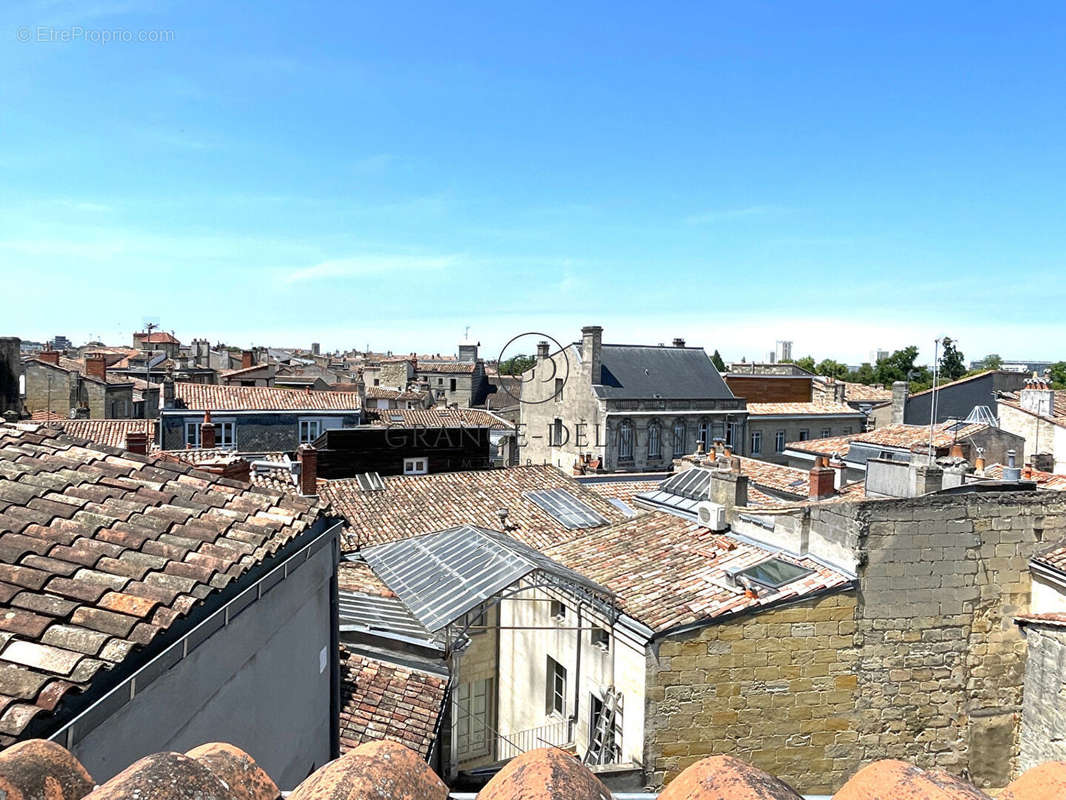 Appartement à BORDEAUX