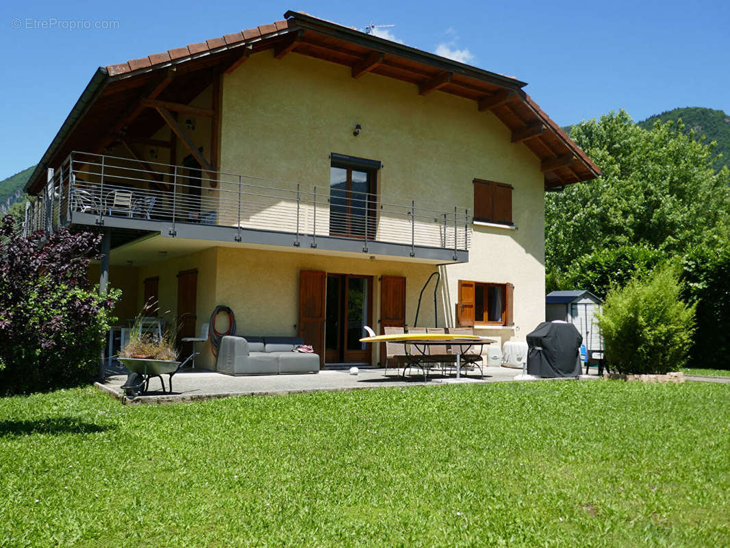 Appartement à FAVERGES