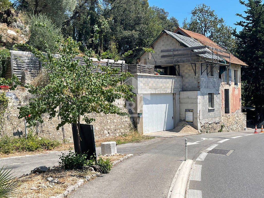 Maison à MOUGINS