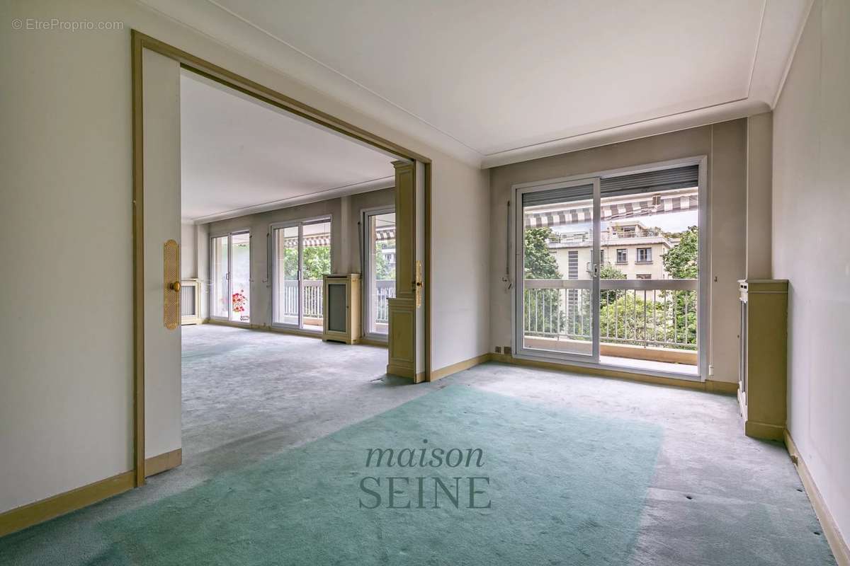 Appartement à NEUILLY-SUR-SEINE