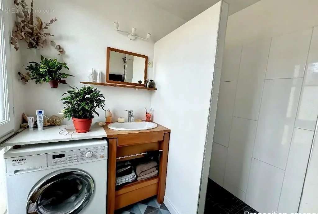 Appartement à PARIS-15E