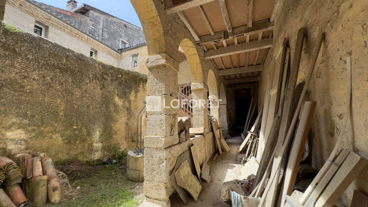 Maison à LECTOURE