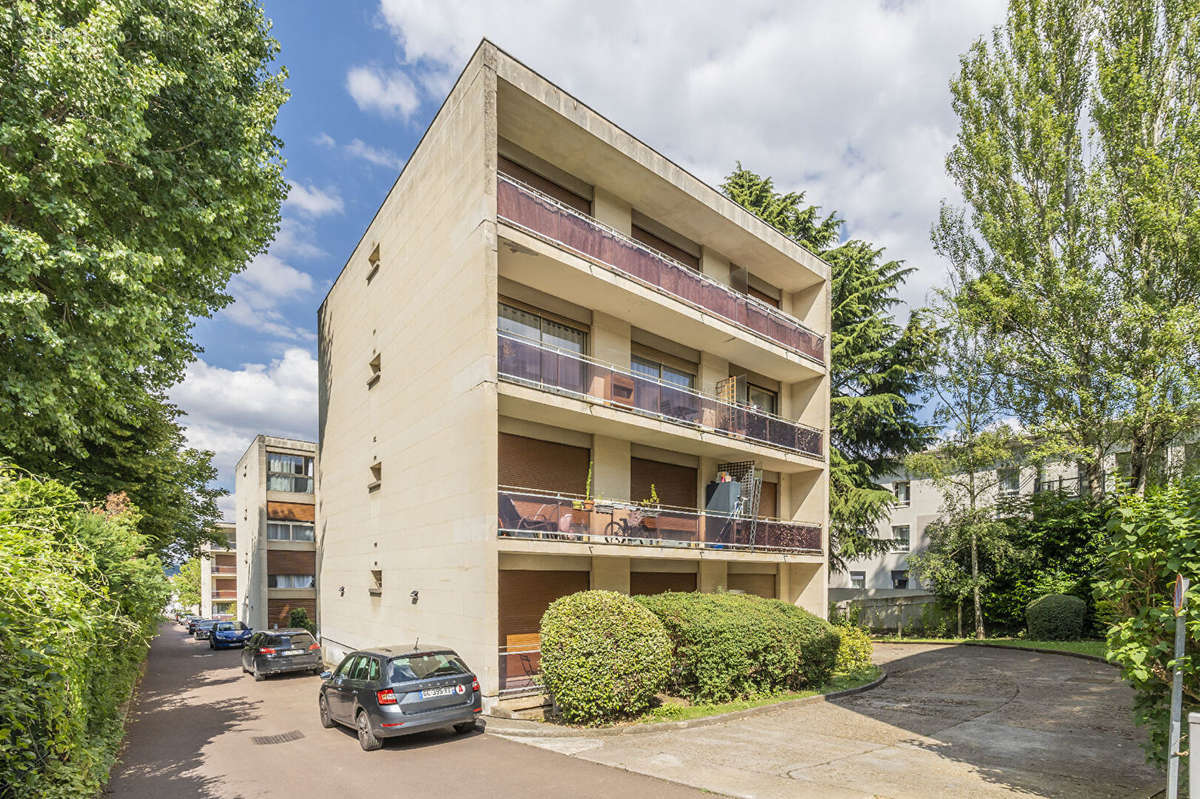 Appartement à GARCHES