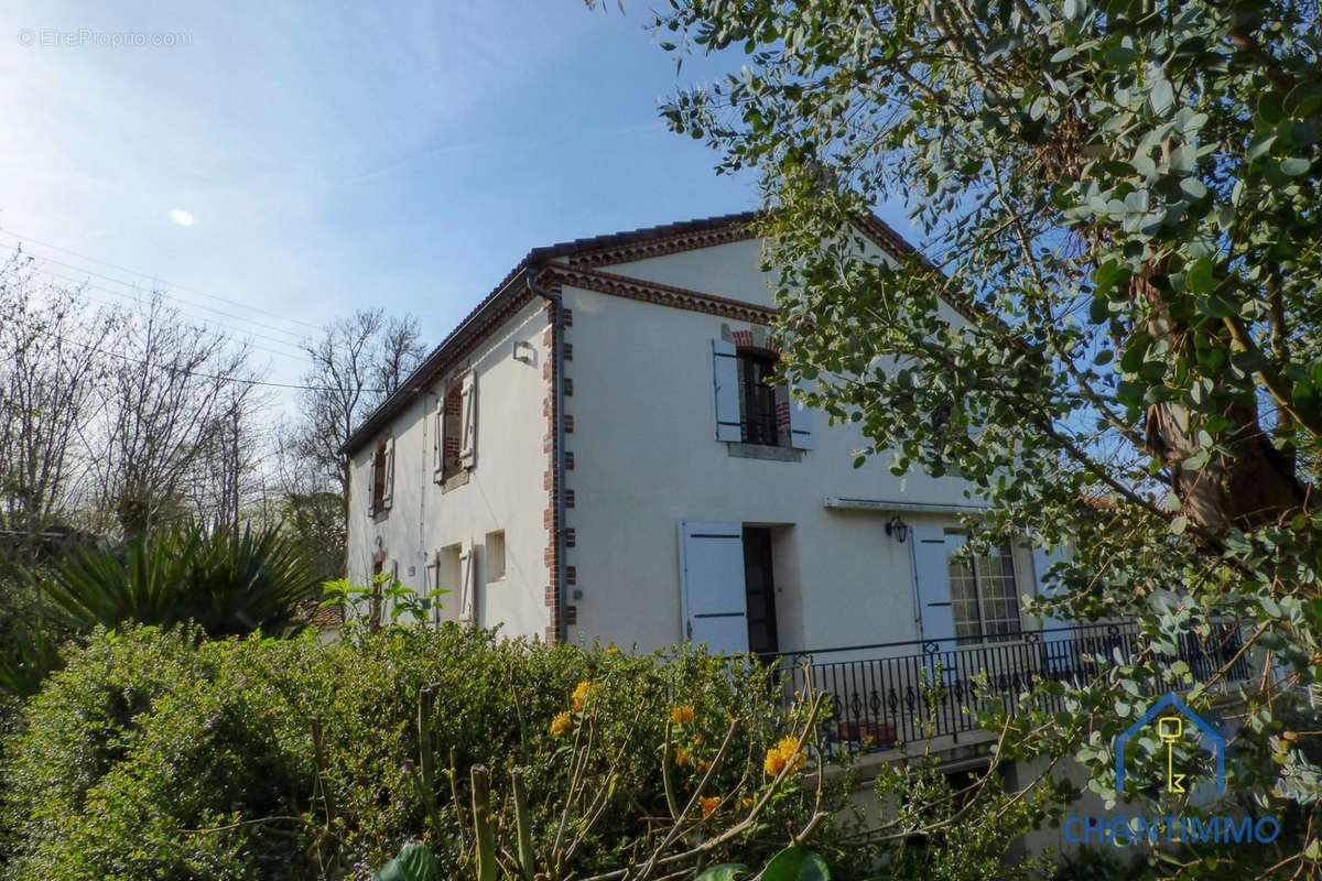 Maison à CHANTONNAY