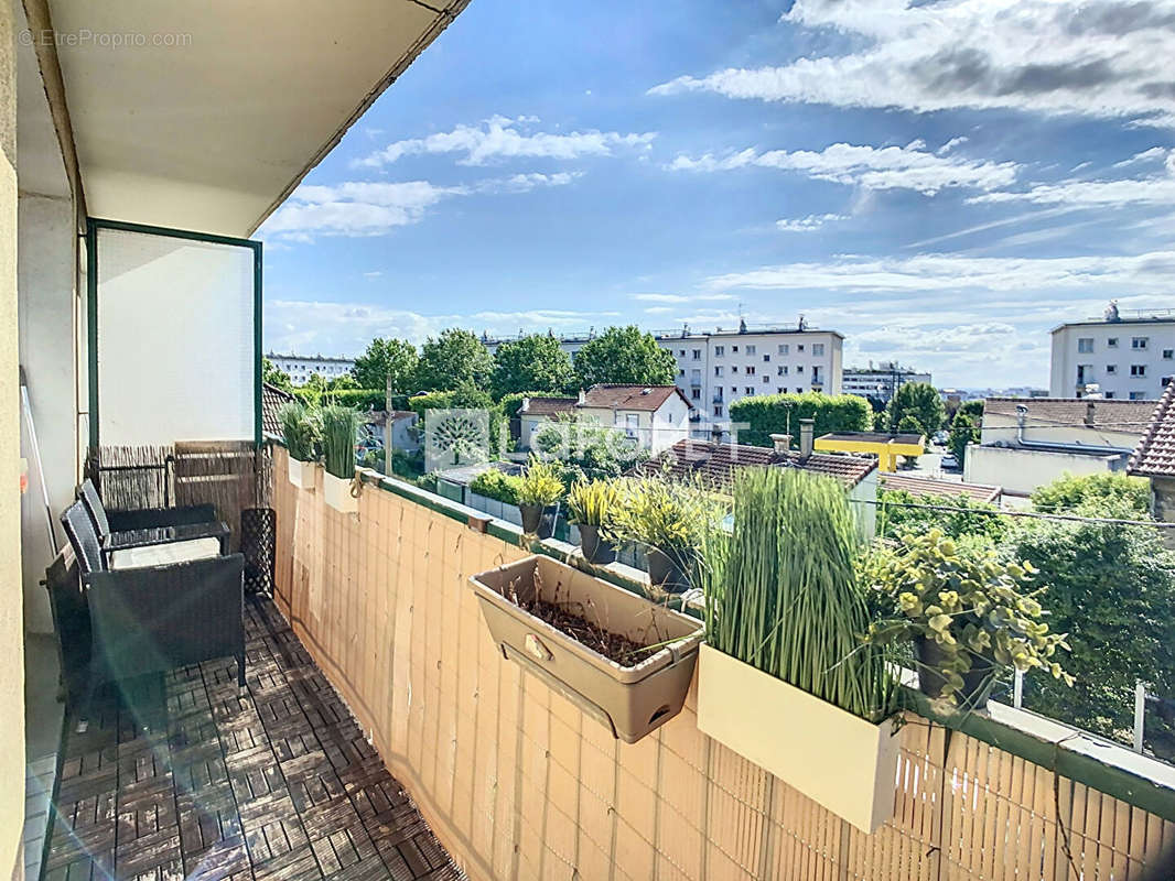 Appartement à CHAMPIGNY-SUR-MARNE