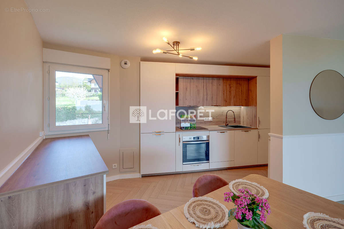 Appartement à EVIAN-LES-BAINS