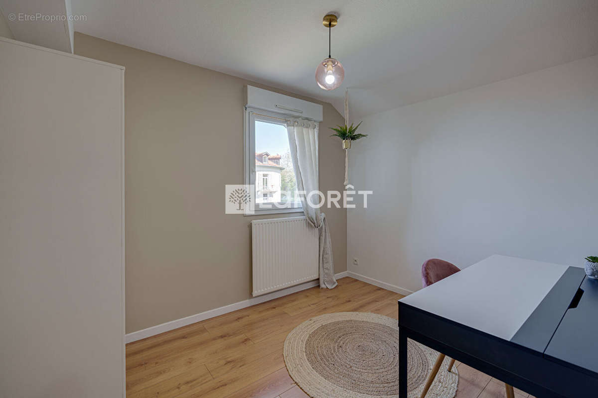 Appartement à EVIAN-LES-BAINS