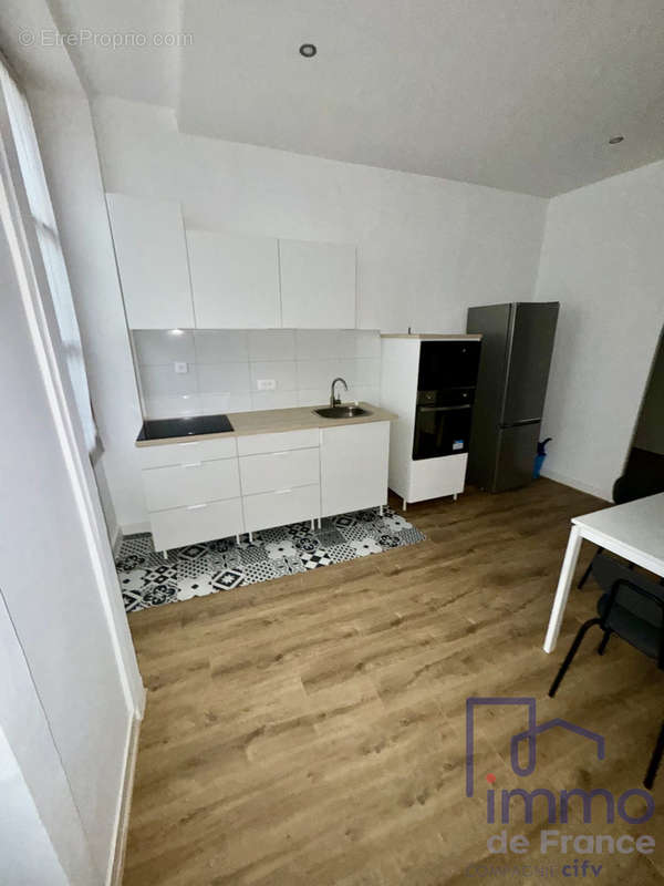 Appartement à SAINT-ETIENNE