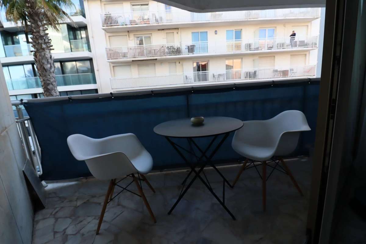 Appartement à CANNES