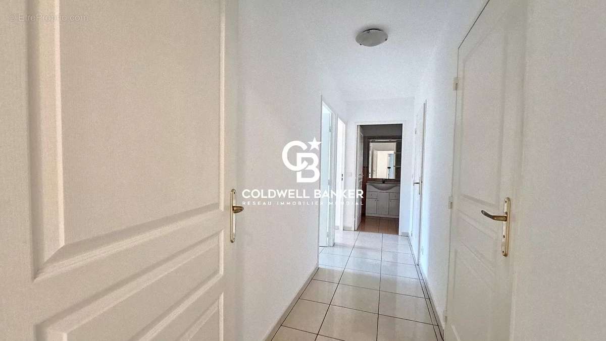 Appartement à FREJUS