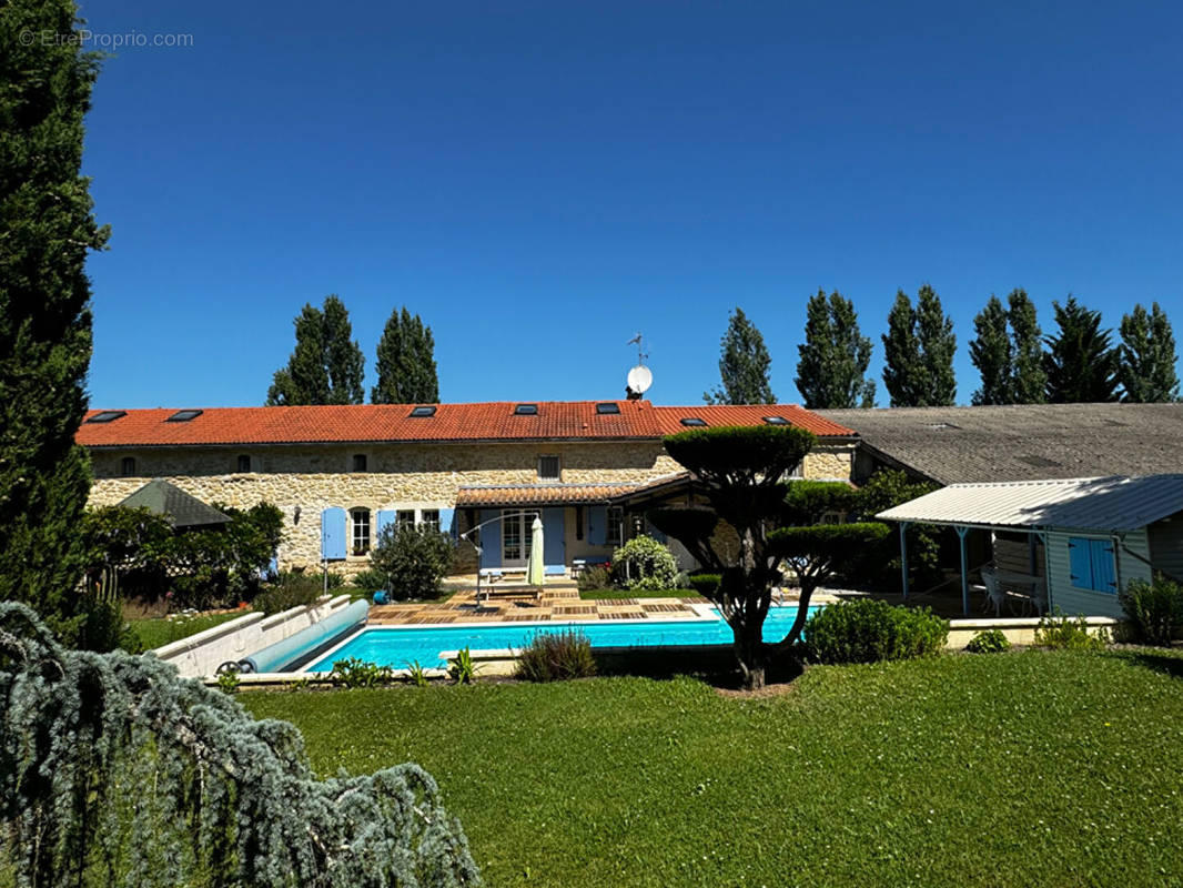 Maison à SAUVETERRE-DE-GUYENNE