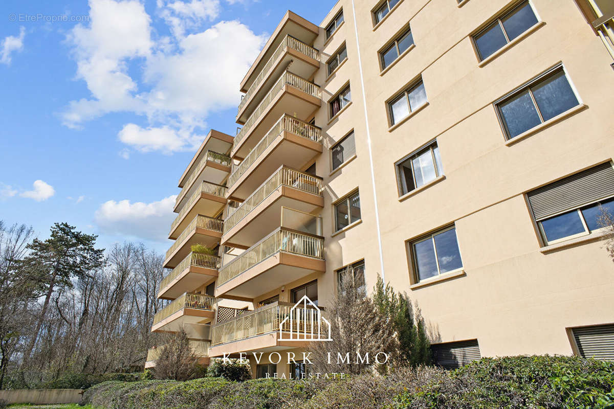 Appartement à SAINTE-FOY-LES-LYON