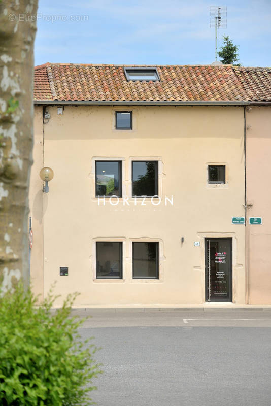 Appartement à SAINT-DIDIER-SUR-CHALARONNE