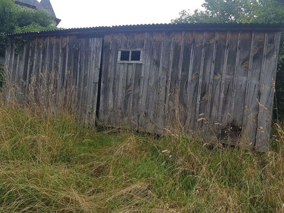 Maison à PIERRE-BUFFIERE