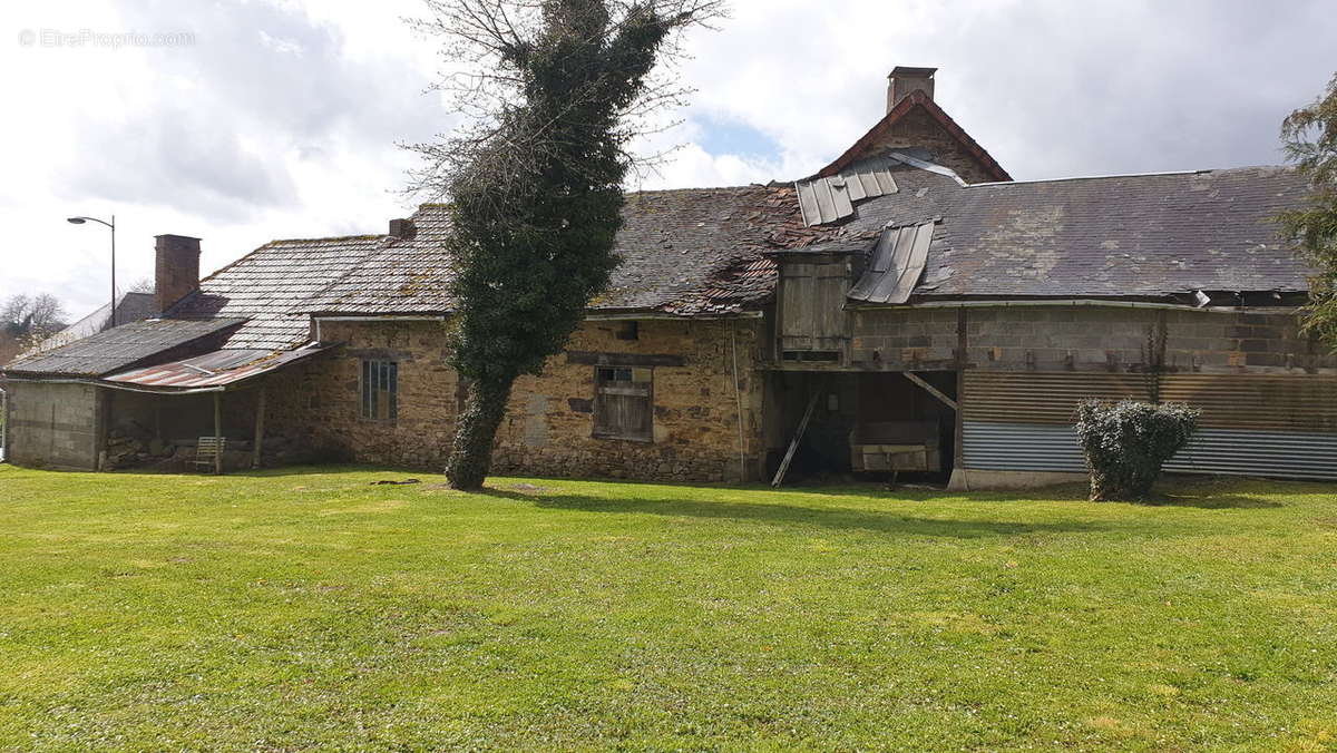 Maison à SAINT-GERMAIN-LES-BELLES