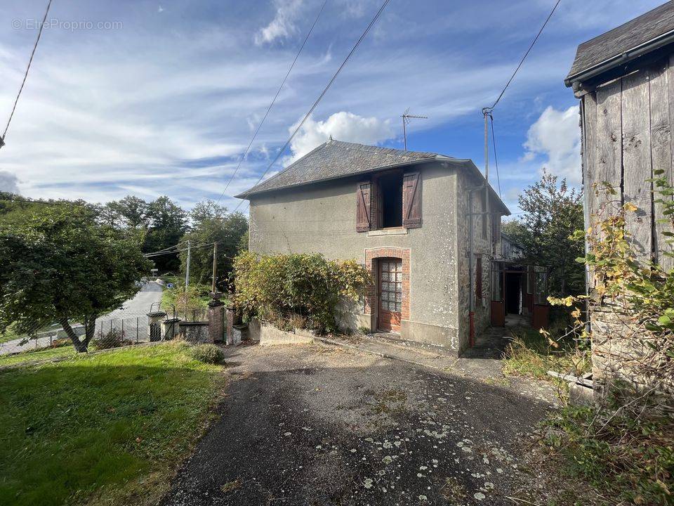 Maison à SAINT-DIZIER-LEYRENNE