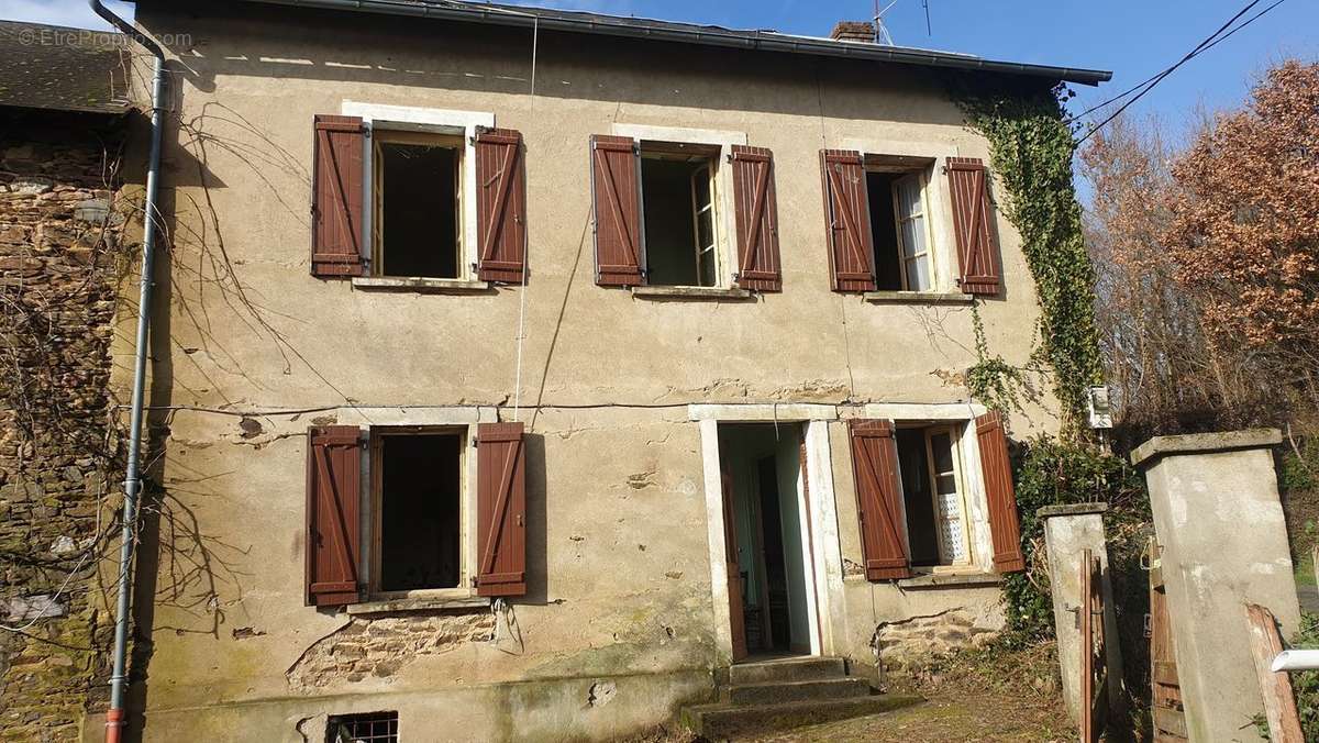 Maison à CHATEAUNEUF-LA-FORET