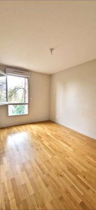 Appartement à LYON-9E