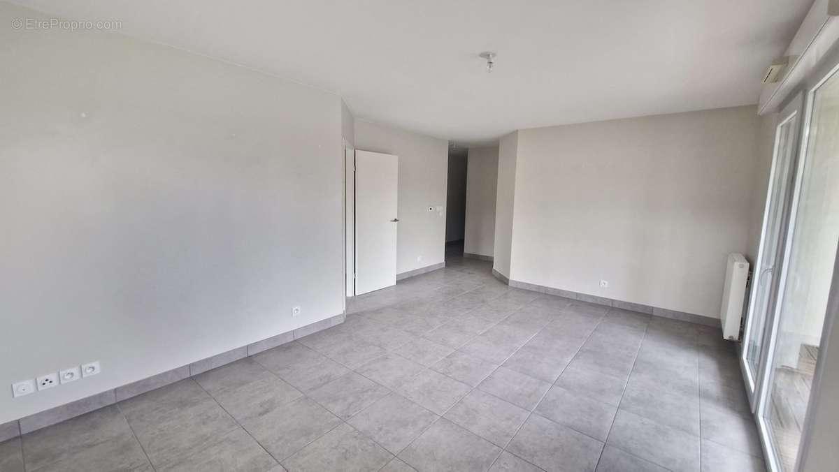 Appartement à LYON-9E