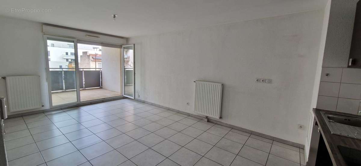 Appartement à LYON-8E