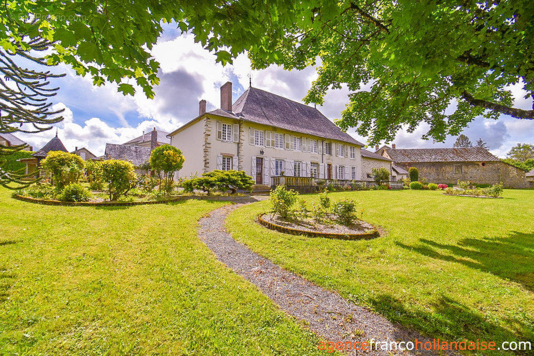 Maison à LA CROISILLE-SUR-BRIANCE