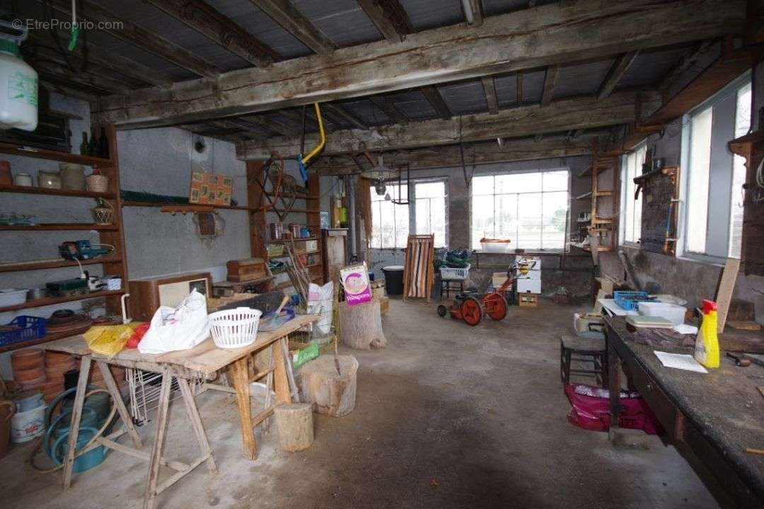 Appartement à LA ROCHE-EN-BRENIL