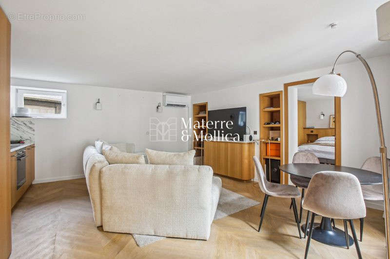 Appartement à PARIS-6E