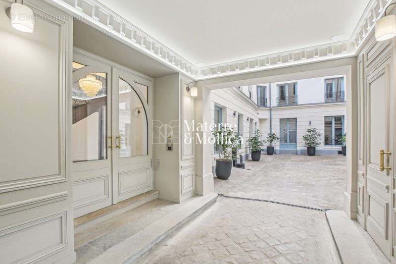 Appartement à PARIS-6E