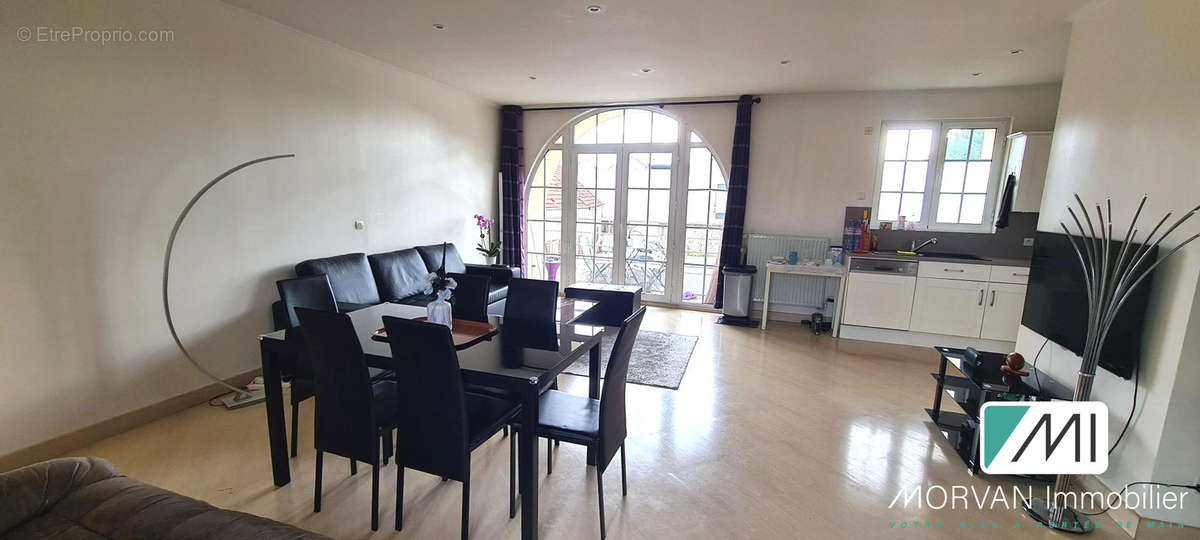 Appartement à COIGNIERES