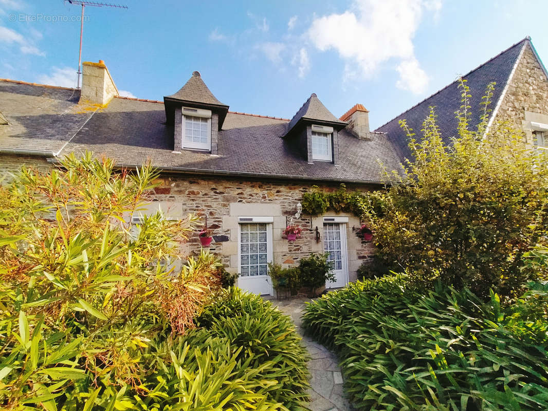 Maison à PLOUBAZLANEC