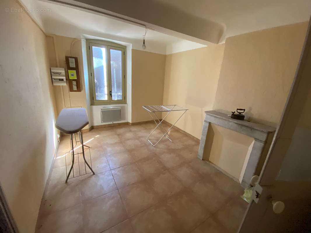 Appartement à PUGET-SUR-ARGENS