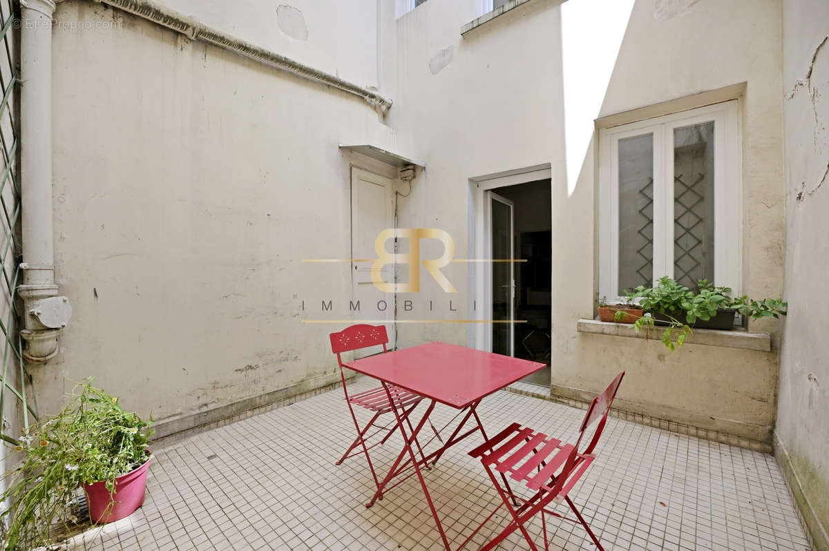 Appartement à PARIS-6E