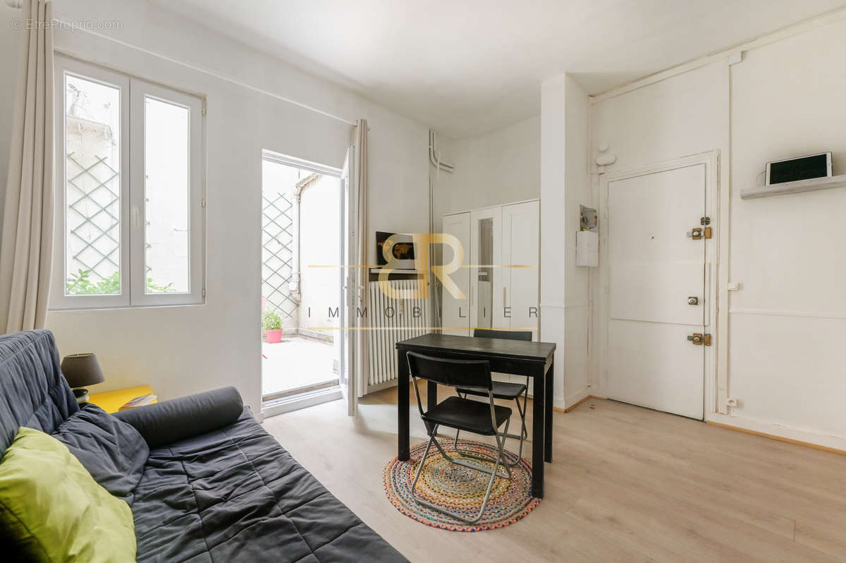 Appartement à PARIS-6E