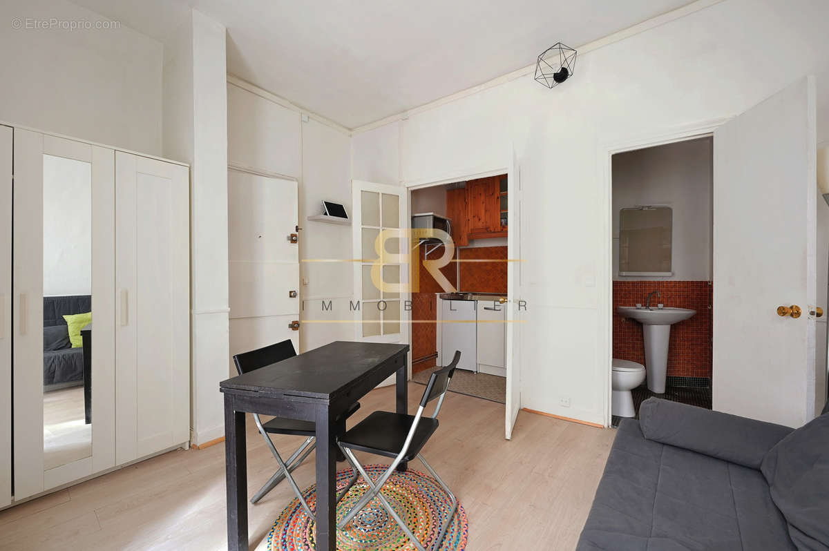 Appartement à PARIS-6E