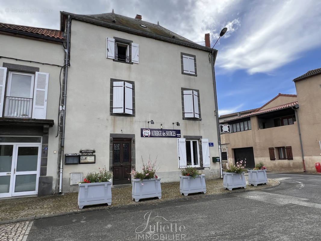 Immobilier Vente Commerce Saint-Myon 104 m² - Annonce Immobilière 19674623