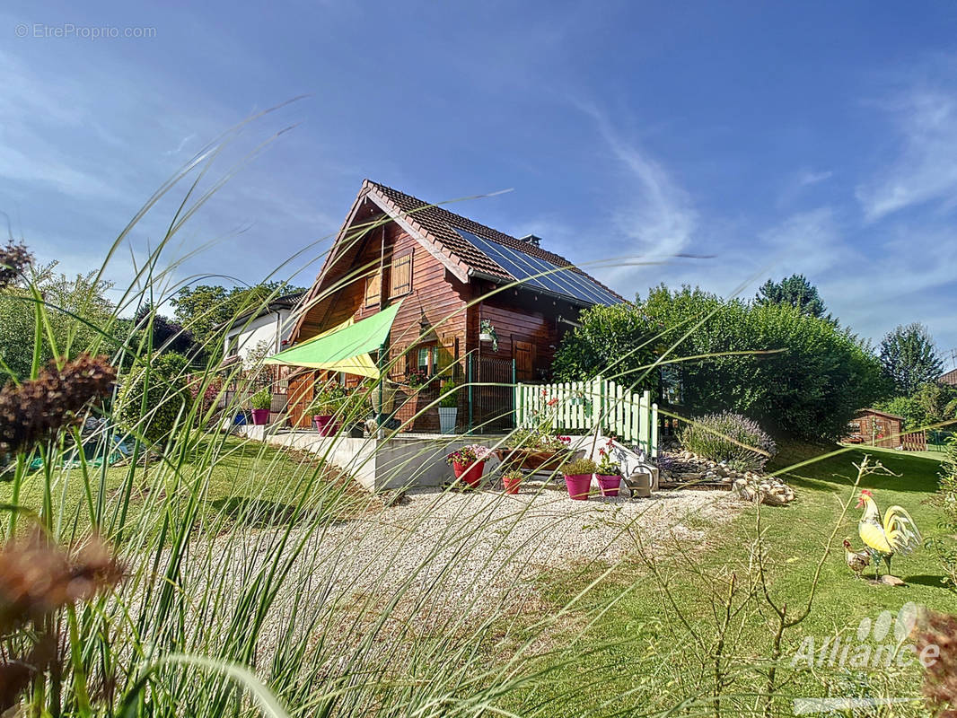 Maison à TAVEY