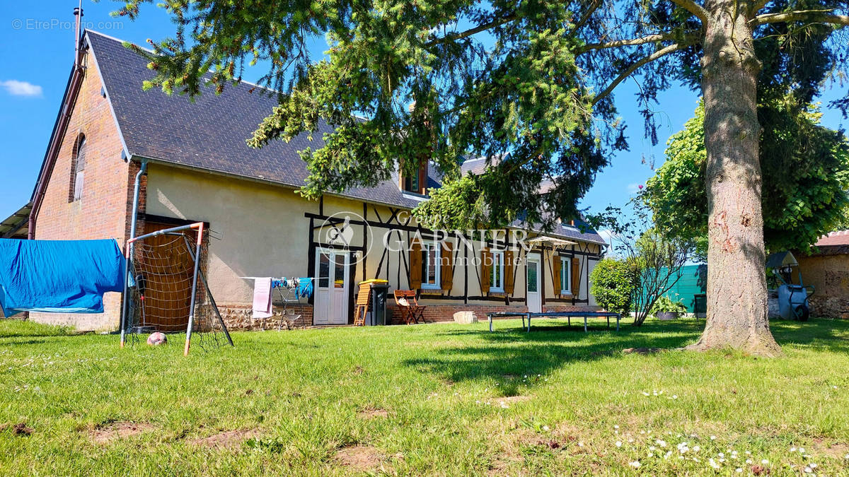 Maison à SYLVAINS-LES-MOULINS