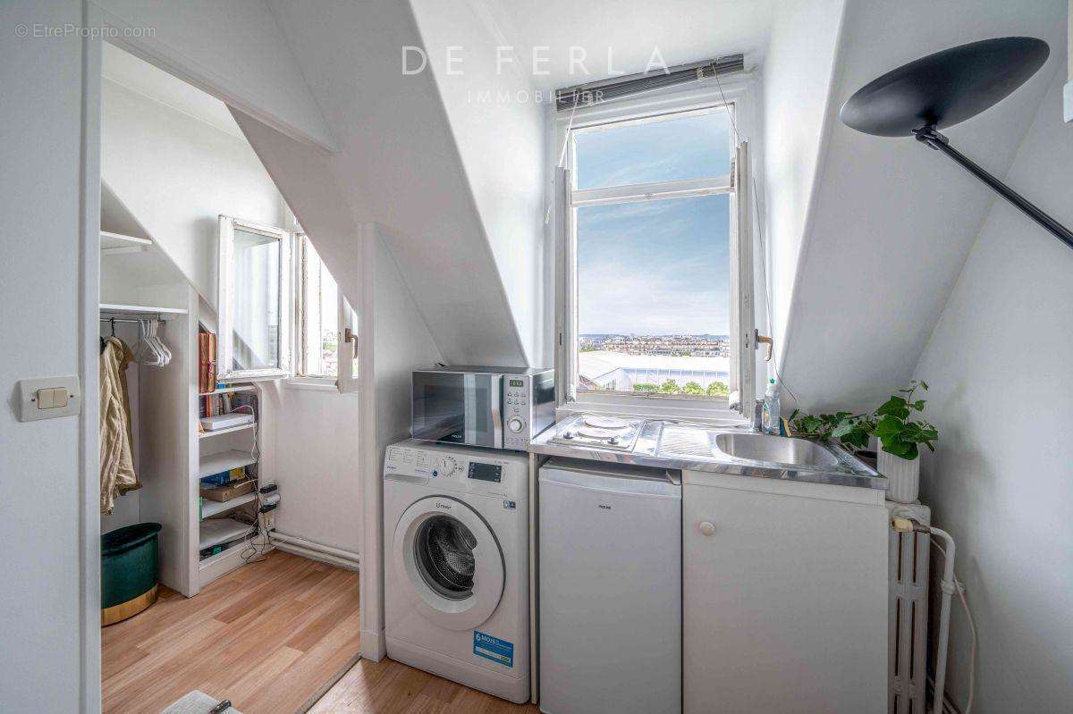 Appartement à PARIS-7E