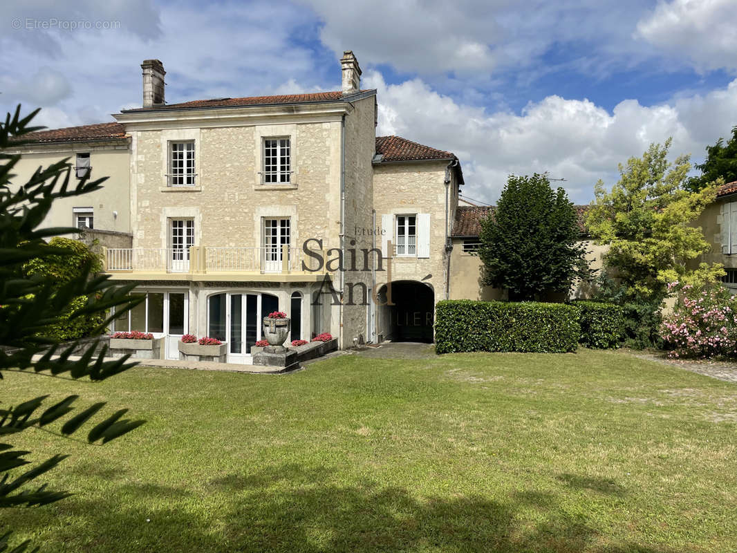 Maison à ANGOULEME