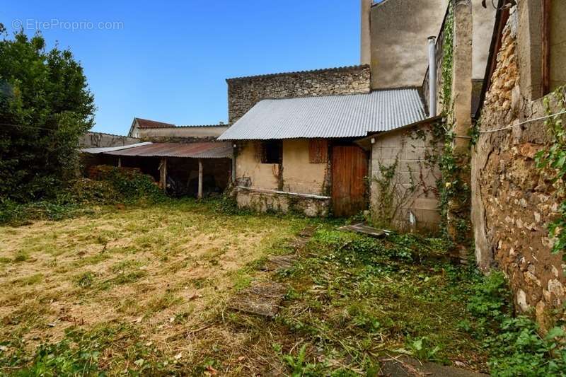 Appartement à ARGENTON-SUR-CREUSE