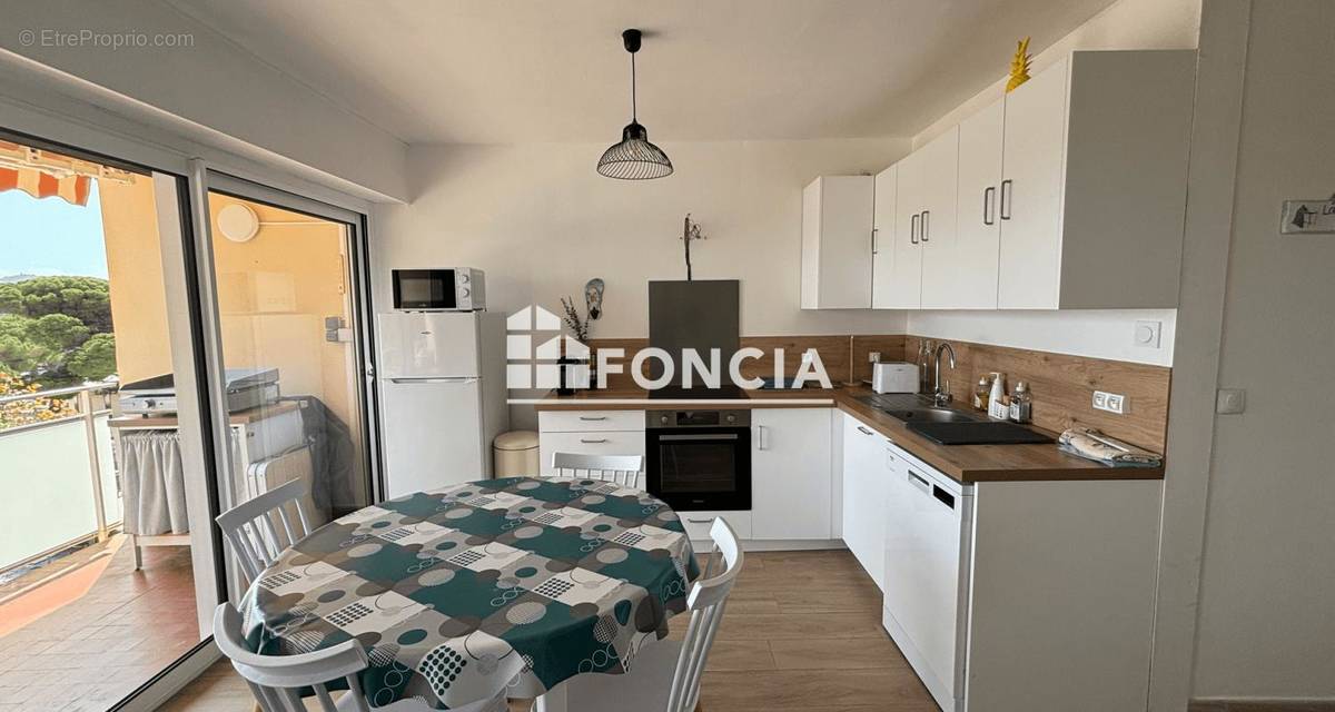 Appartement à BORMES-LES-MIMOSAS