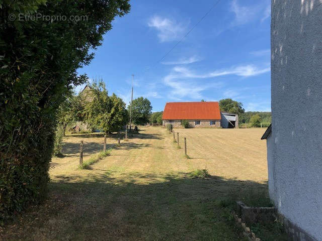 Maison à LE BENY-BOCAGE