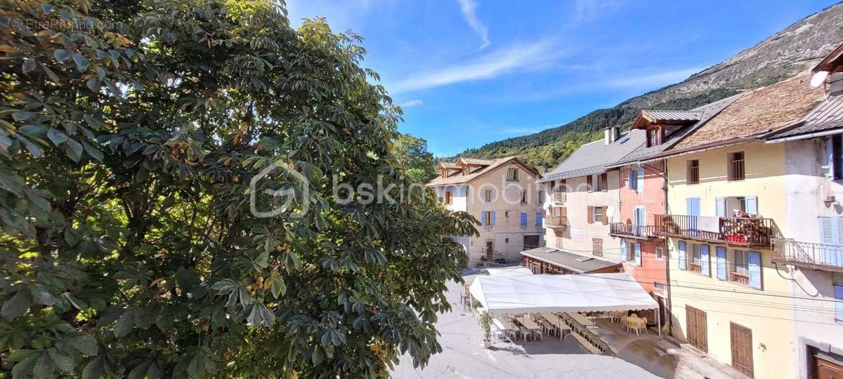 Appartement à THORAME-HAUTE