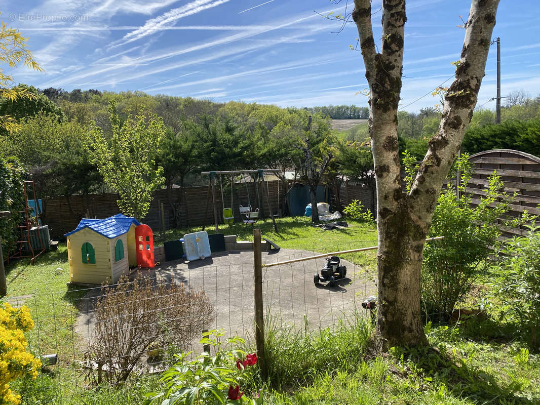 Maison à COULOUNIEIX-CHAMIERS